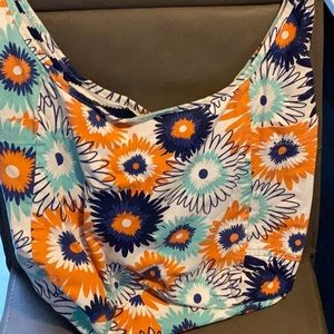 Reversible hobo bag